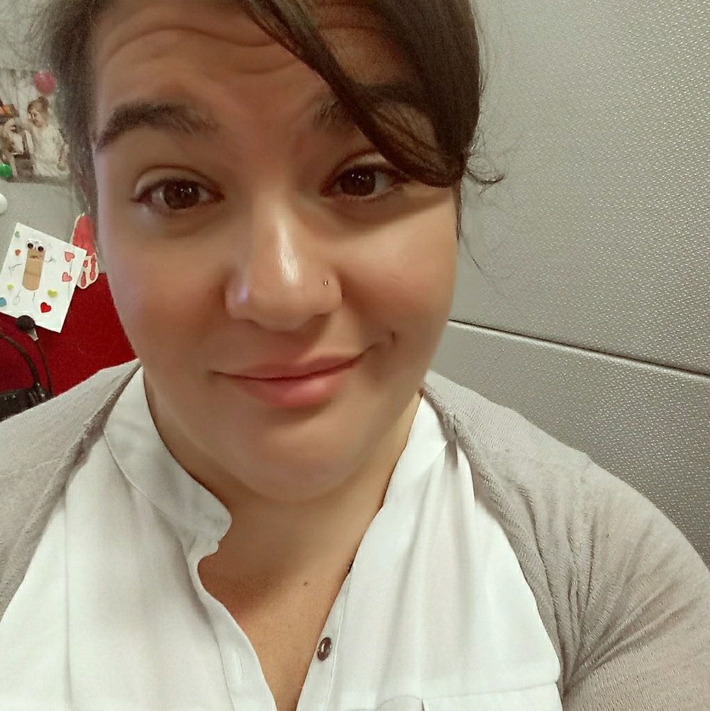 Meet your Posher, Caryn